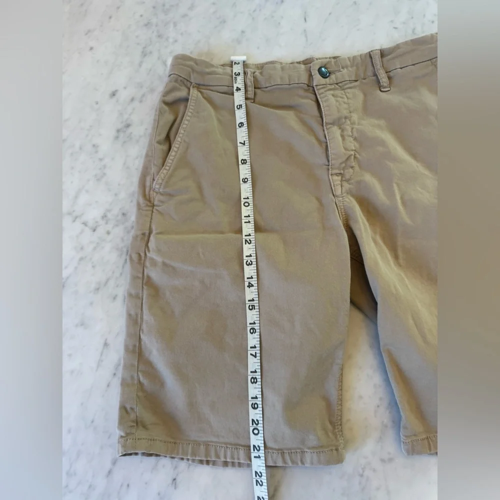 Joe's Jeans Men's Brixton Trouser Beige Khaki Shorts Size 32
